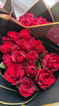 15 Stems Roses